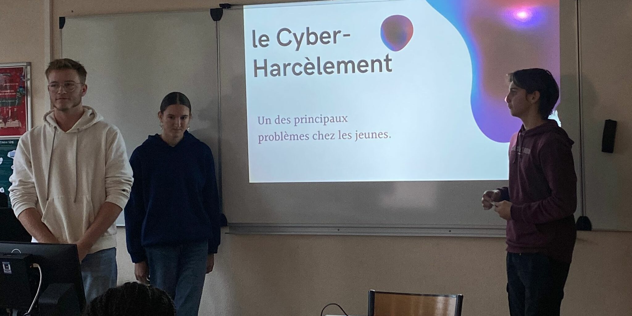 Les élèves De 1STMG3 Se Sont Mobilisés Contre Le Harcèlement - Lycée ...